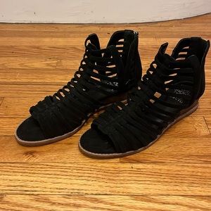 Vince Camuto Suede Sandal